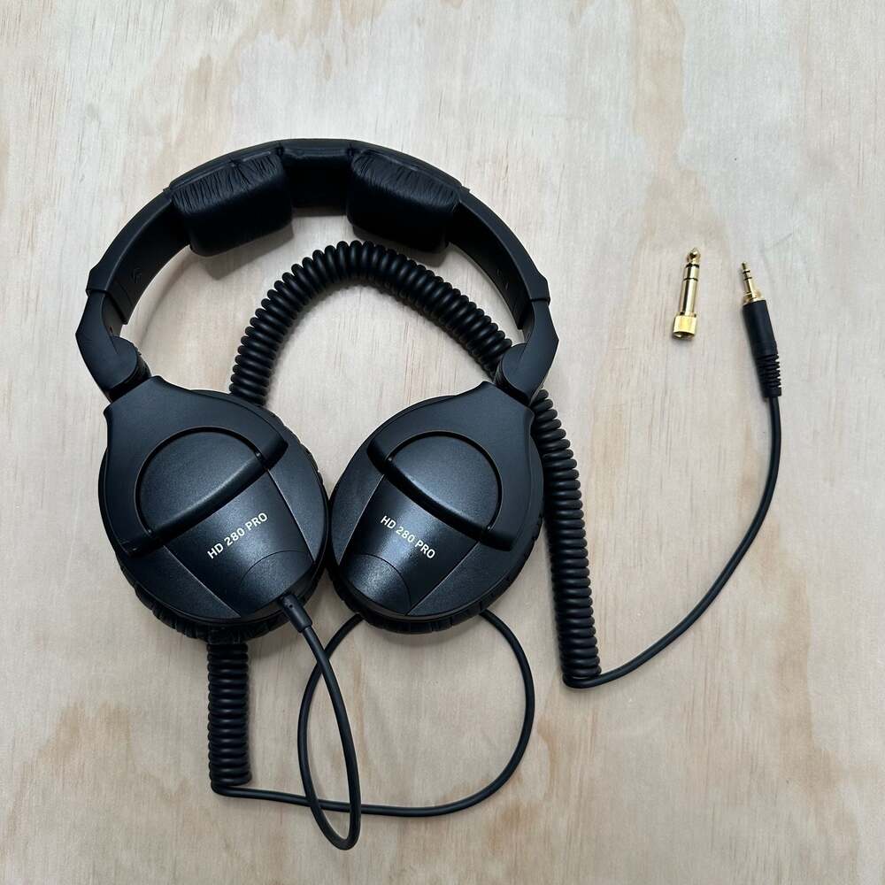 Sennheiser HD 280 PRO Closed-Back Professional Studio Monitor Headphones